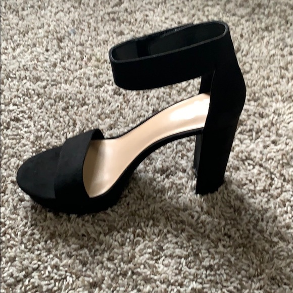 Mix no.6 black heels! - Picture 3 of 6